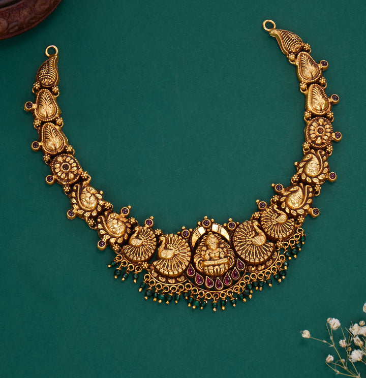Stunning Nagas Short Necklace