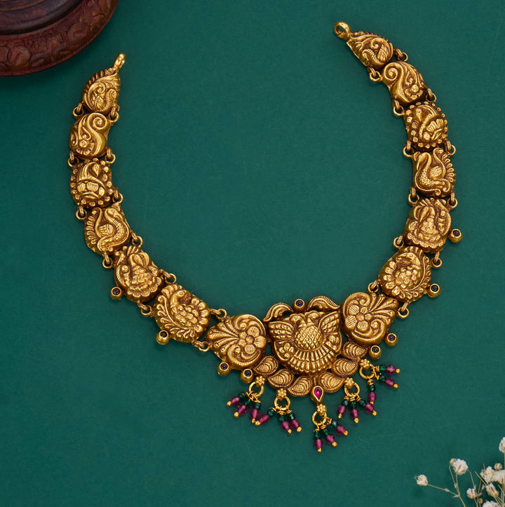 Dhivisha Nagas Short Necklace
