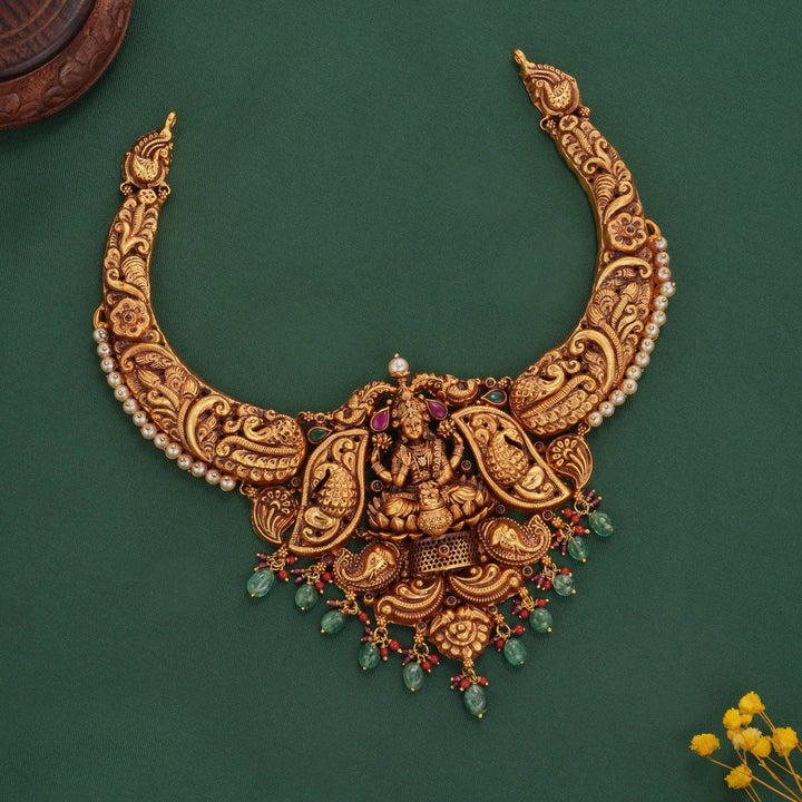 Liyansha Nagas Short Necklace