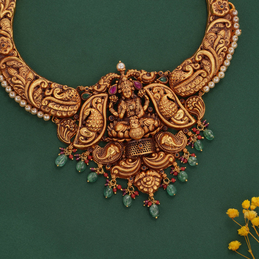 Liyansha Nagas Short Necklace