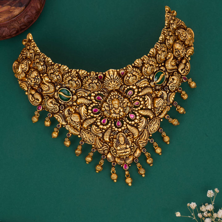 Luxurious Nagas Choker