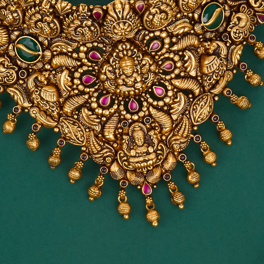 Luxurious Nagas Choker