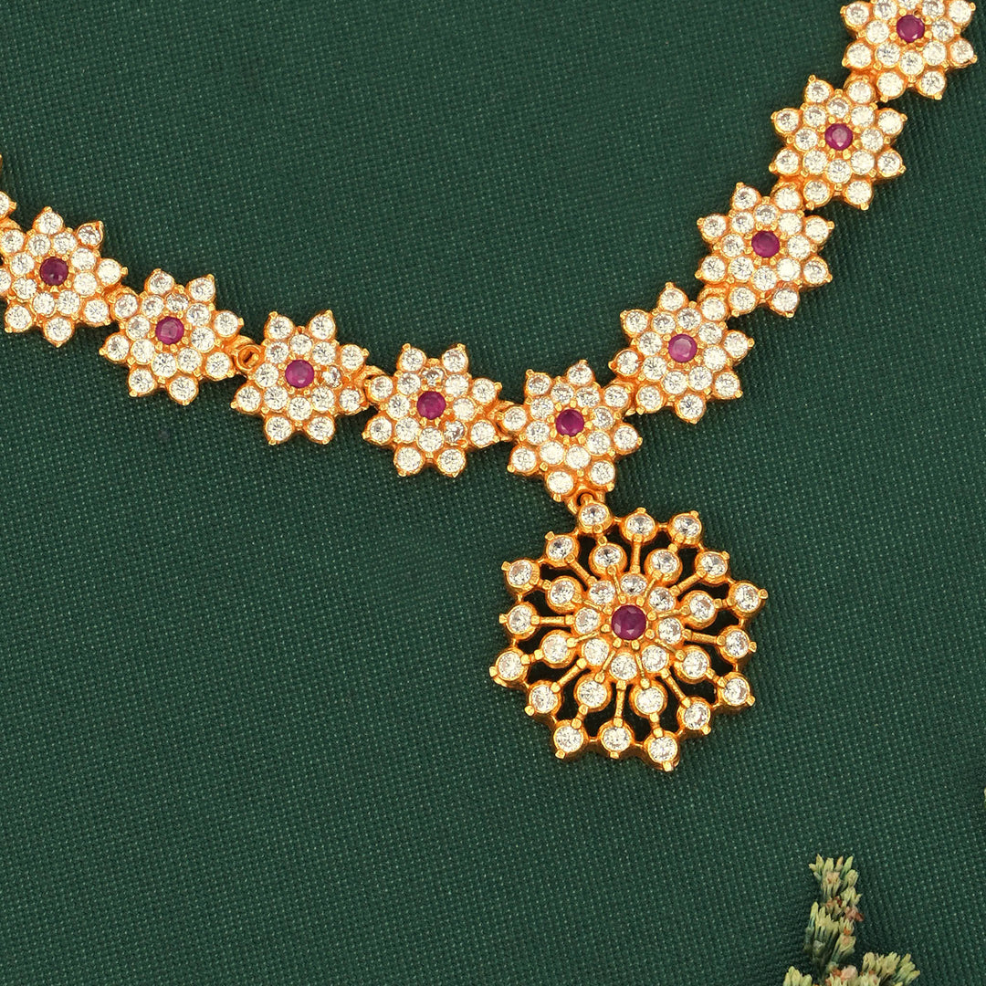 Zaanvika Stone Short Necklace