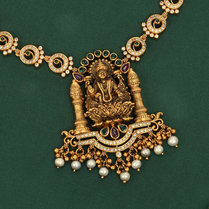 Miranika Nagas Short Necklace