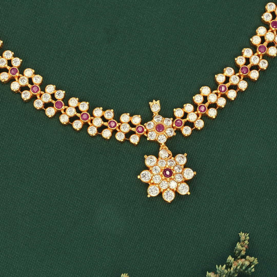 Vaishira Stone Short Necklace