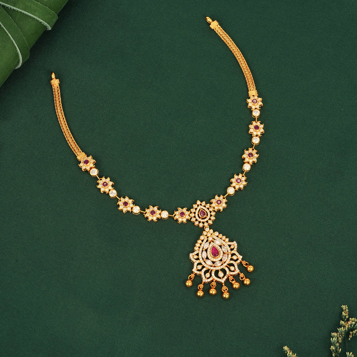 Dhishikha Stone Short Necklace