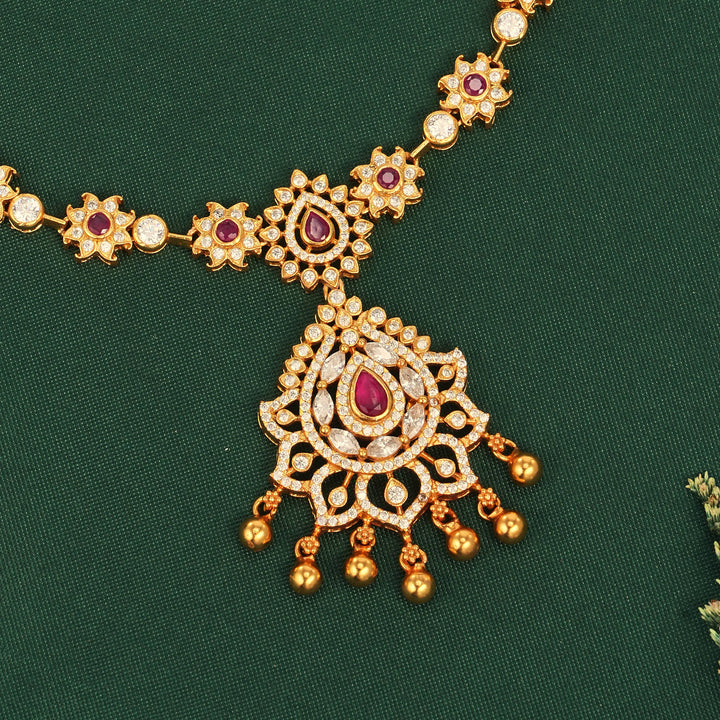 Dhishikha Stone Short Necklace