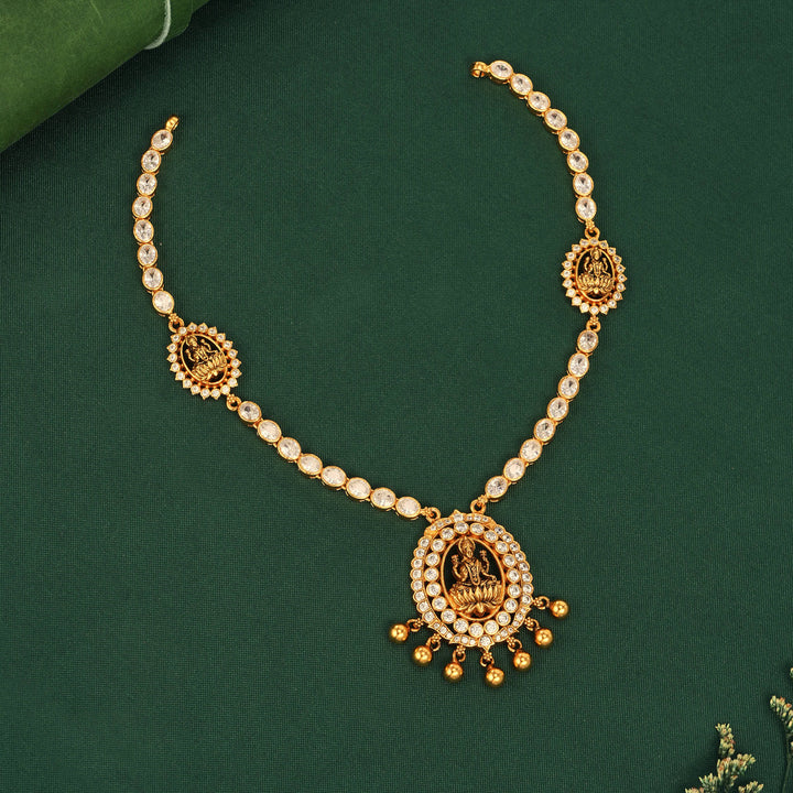 Ishnaya Nagas Short Necklace