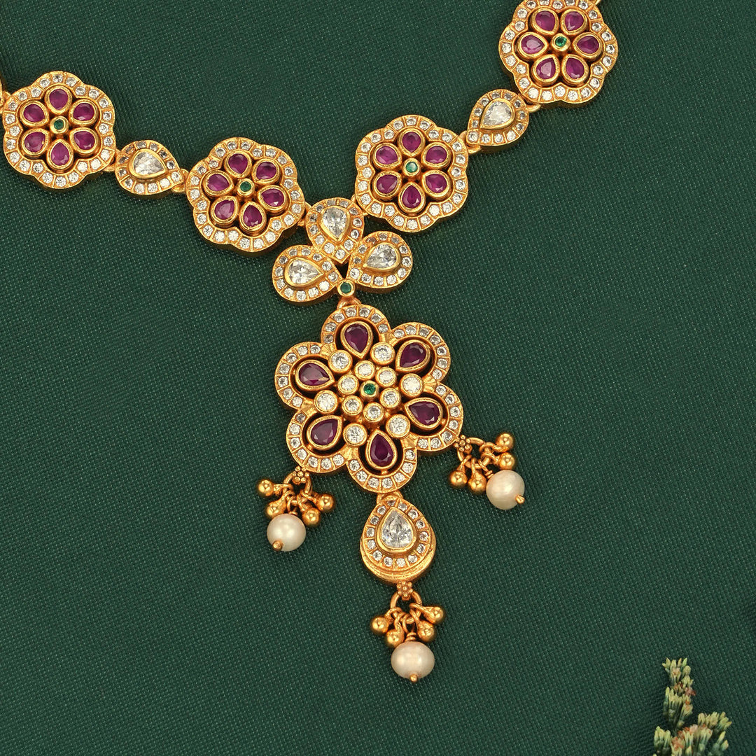 Avirika Stone Short Necklace