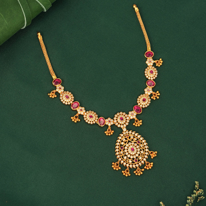 Taarinya Stone Short Necklace
