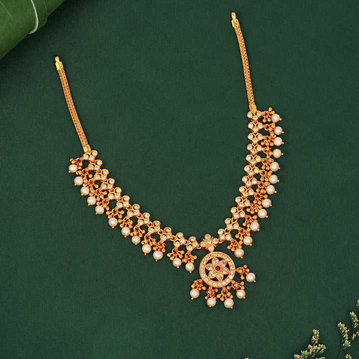 Nishara Stone Short  Necklace