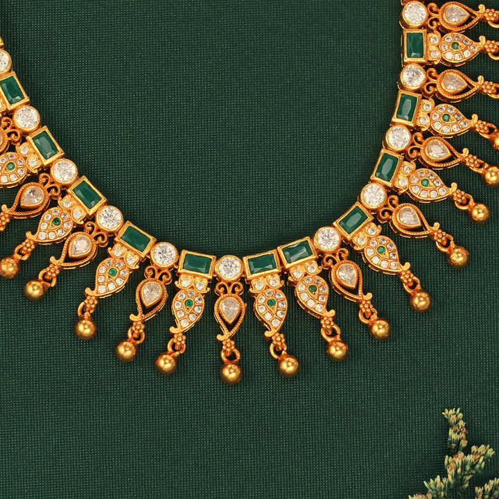 Elavika Stone Short  Necklace