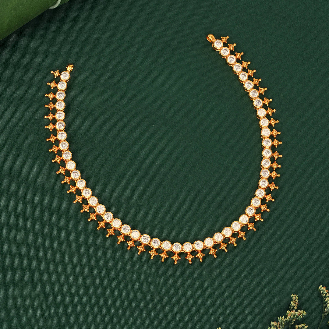 Trishaya Stone Short Necklace