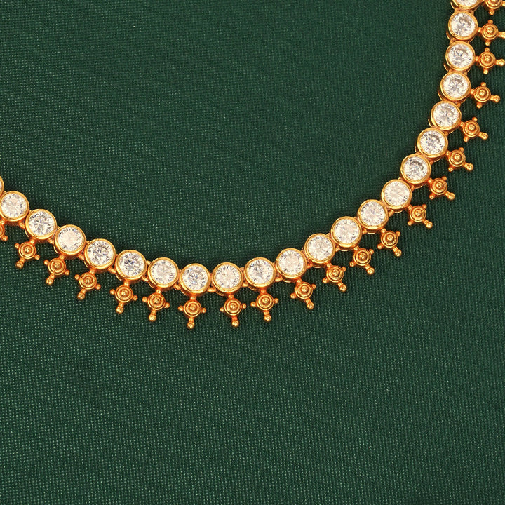 Trishaya Stone Short Necklace