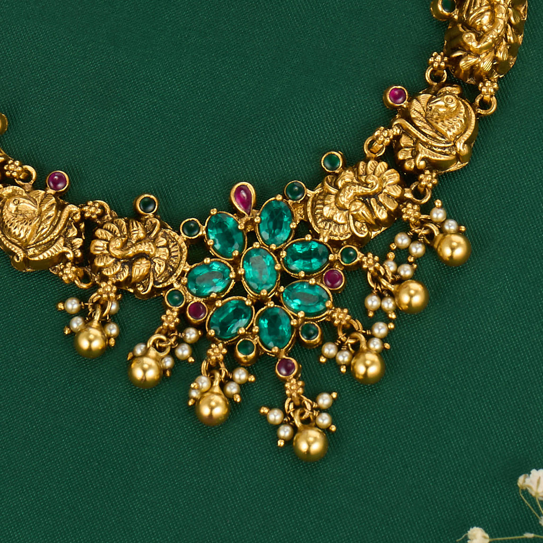 Mesmerizing Nagas Short Necklace