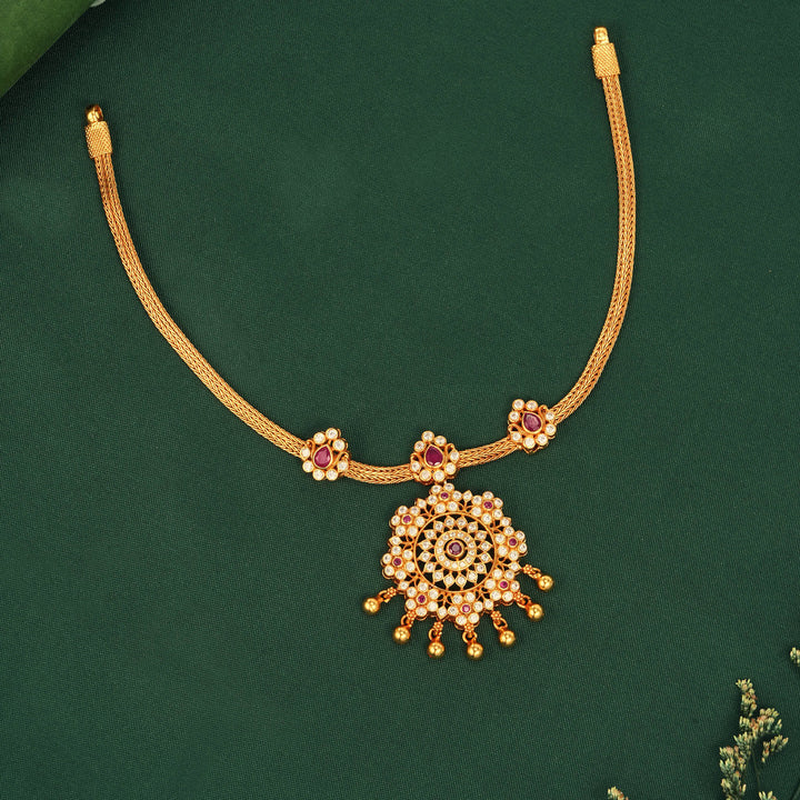 Yaanika Attigai Necklace