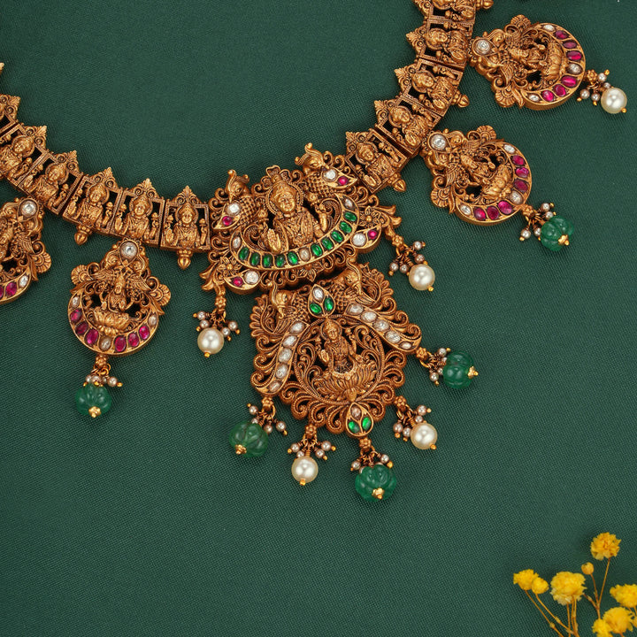 Ira 3D Spl Short Necklace