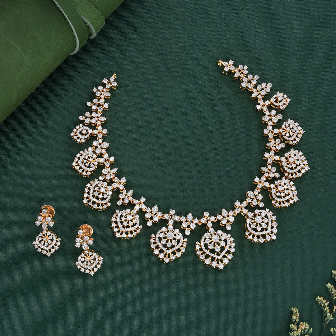 Grandeur Short Necklace Set