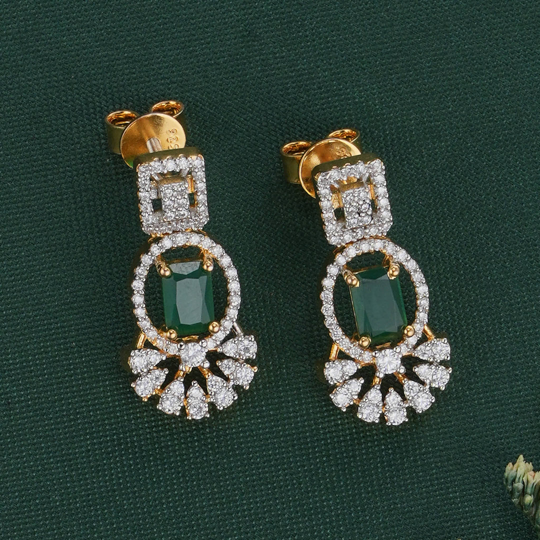 Tanirika Short Necklace Set