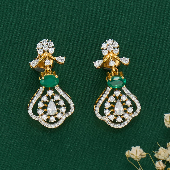 Ishmira Short Necklace Set
