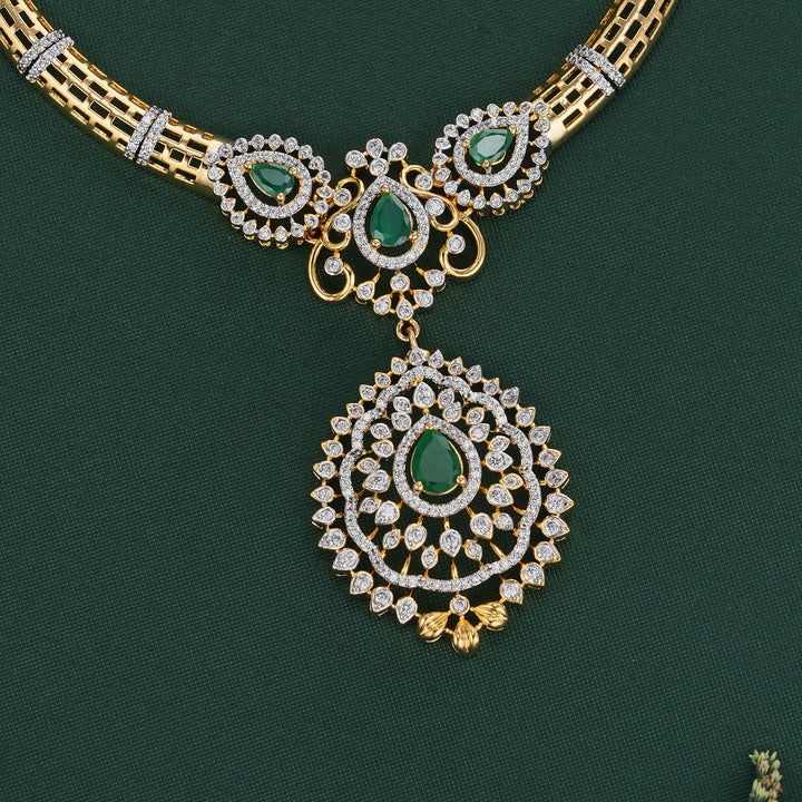 Paarnika Avikam Short Necklace