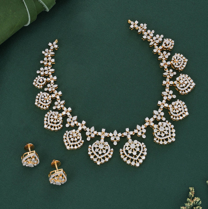 Vihaana Short Necklace Set