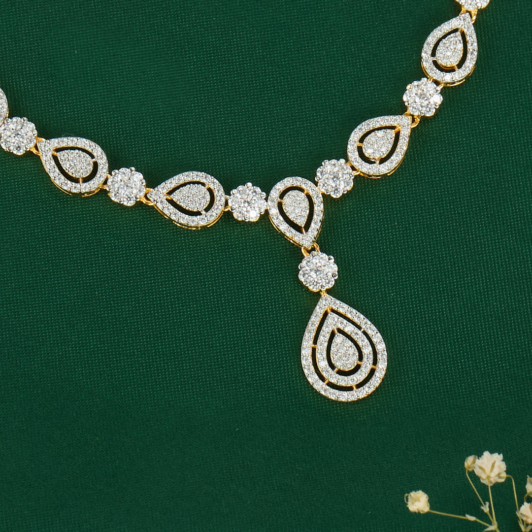 Sparkle Short Necklace Set