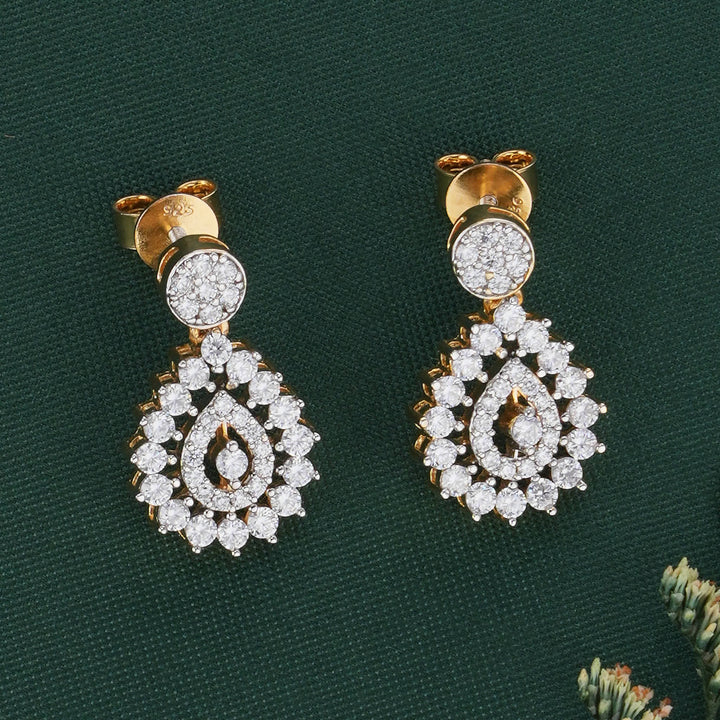 Yashasvi Short Necklace Set