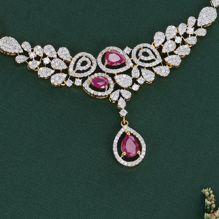 Dhiyaana Short Necklace Set