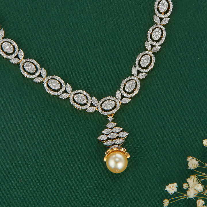 Grandeur Short Necklace Set