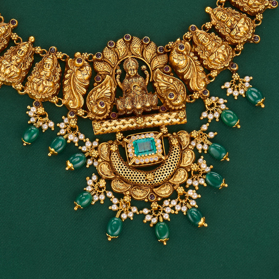 Bhadra Nagas Short Necklace