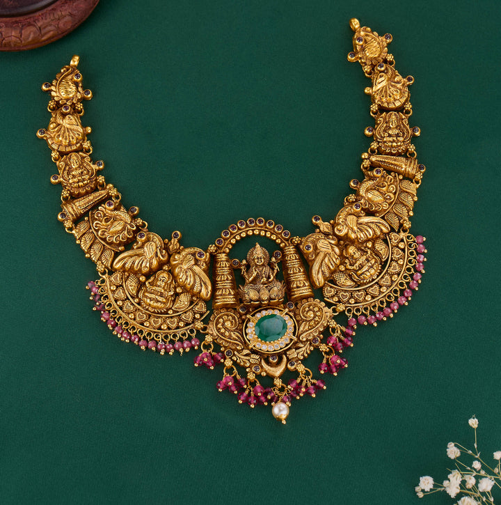 Chandana Nagas Short Necklace