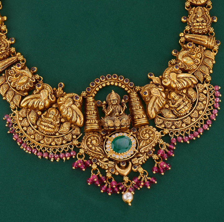 Chandana Nagas Short Necklace