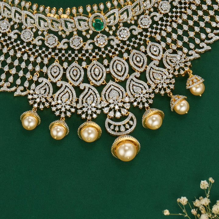 Dainty Avikam Choker