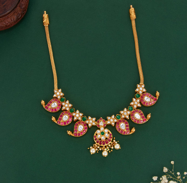 Jashvitha Reversible Short Necklace