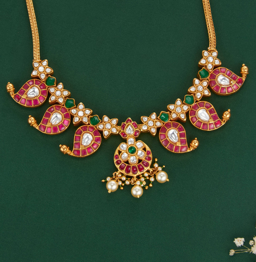 Jashvitha Reversible Short Necklace