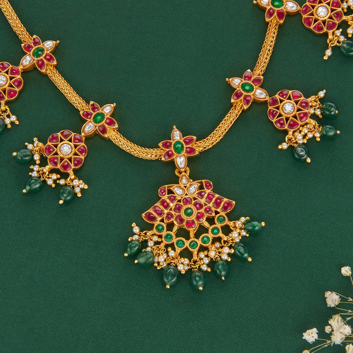 Krishikha Kundan Short Necklace