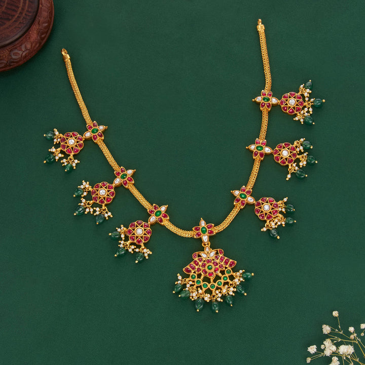 Krishikha Kundan Short Necklace