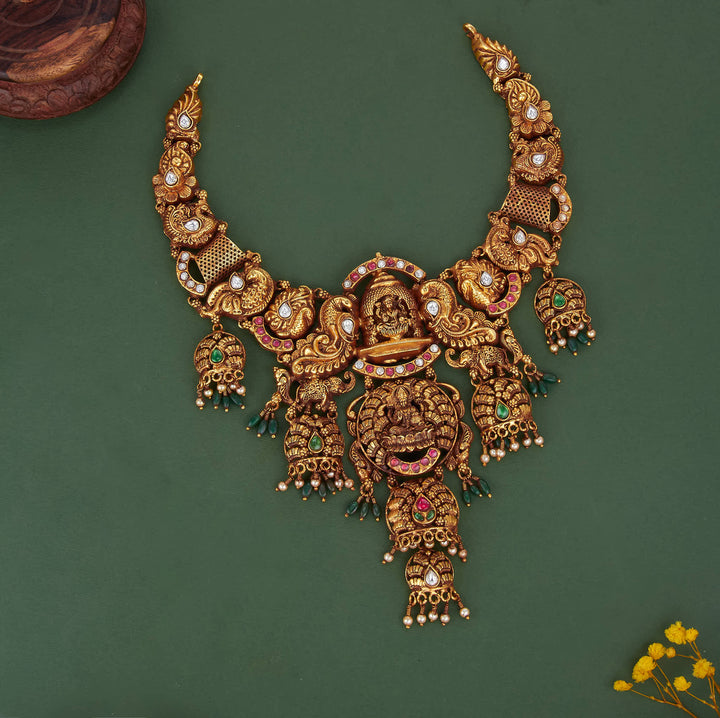 Lehana 3D Spl Short Necklace