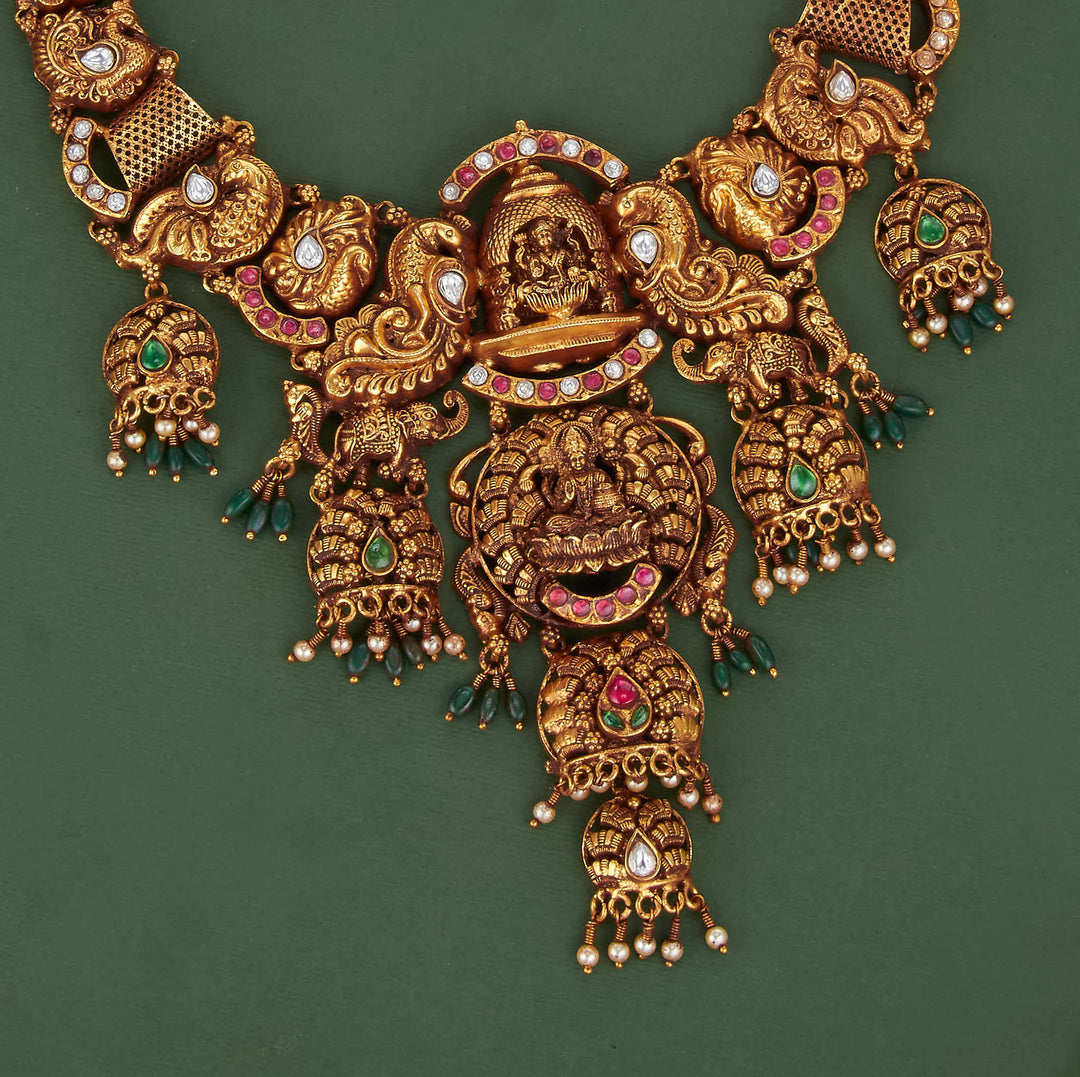 Lehana 3D Spl Short Necklace