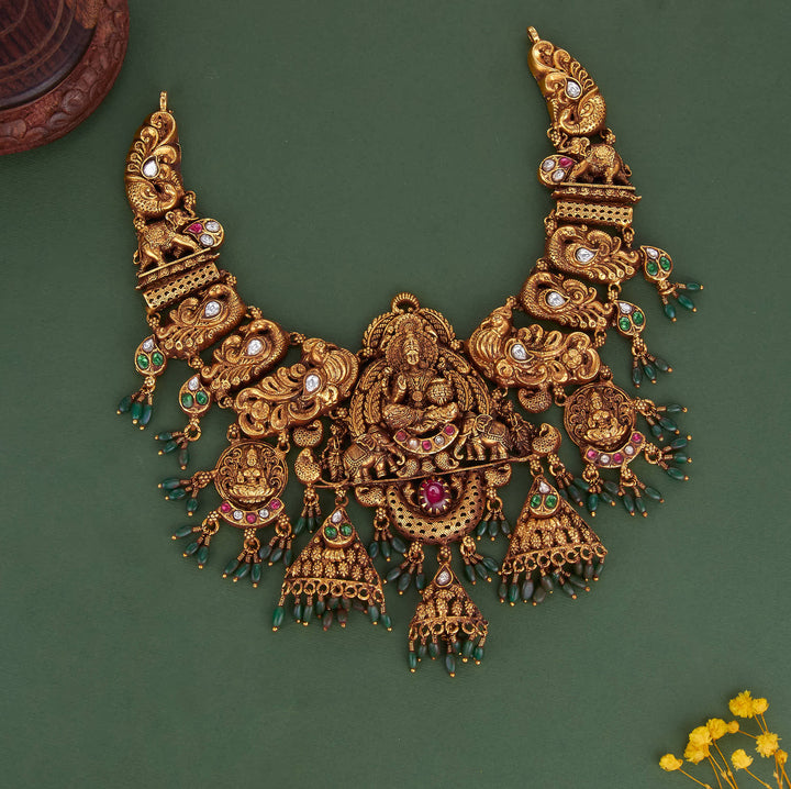 Divine Look 3D Spl Short Necklace