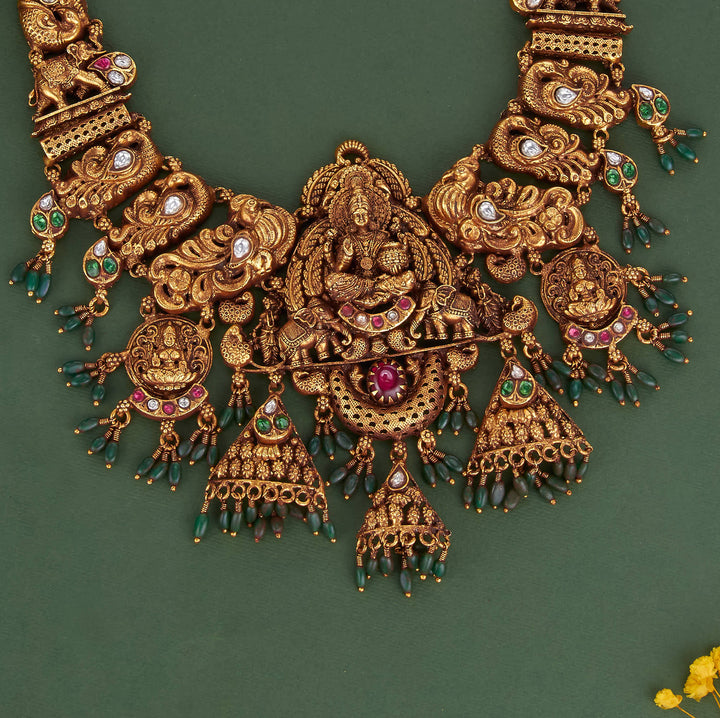 Divine Look 3D Spl Short Necklace