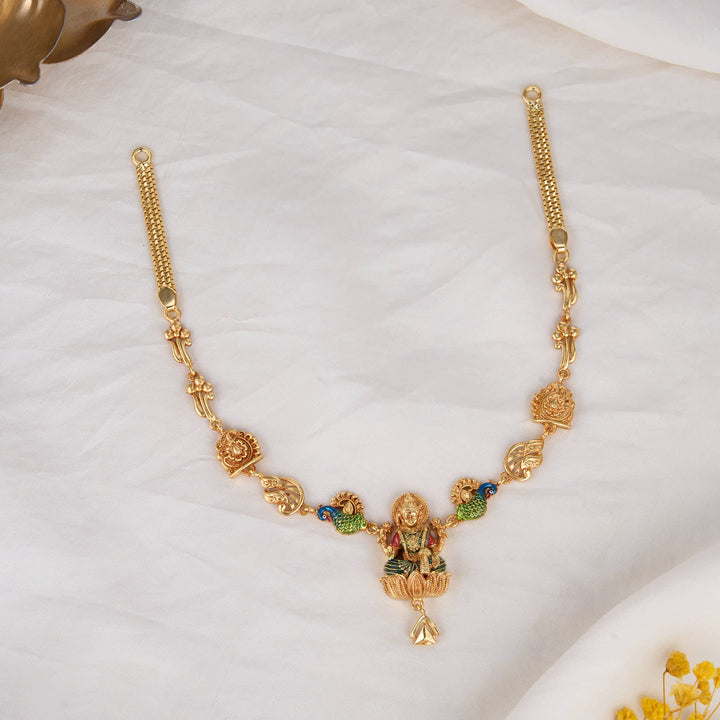 Divine Look 3D Spl Short Necklace