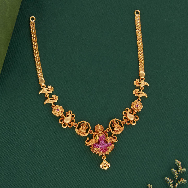 Harshika 3D Spl Short Necklace