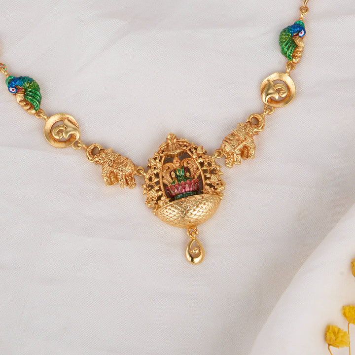 Bindhu Short Necklace