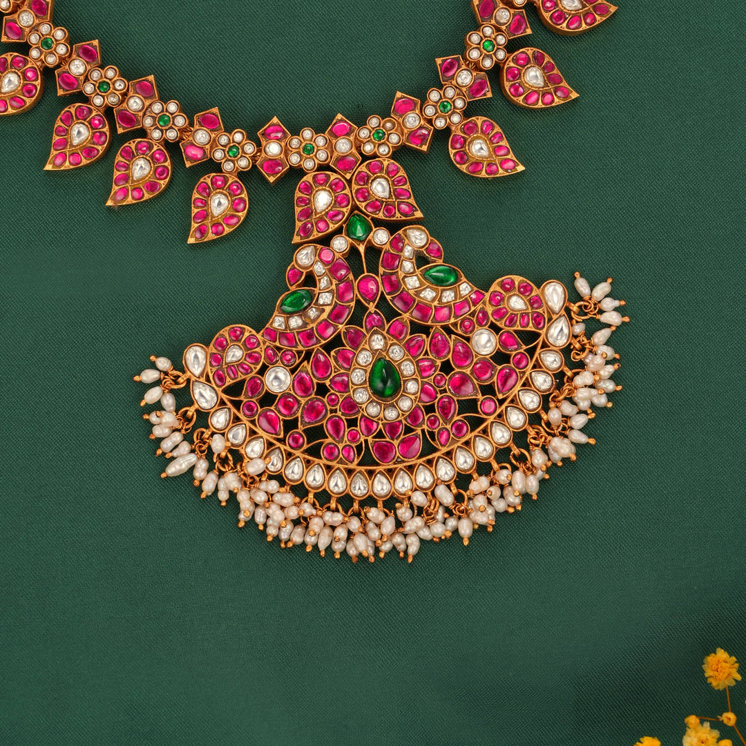 Vedanshi Kundan Long Necklace