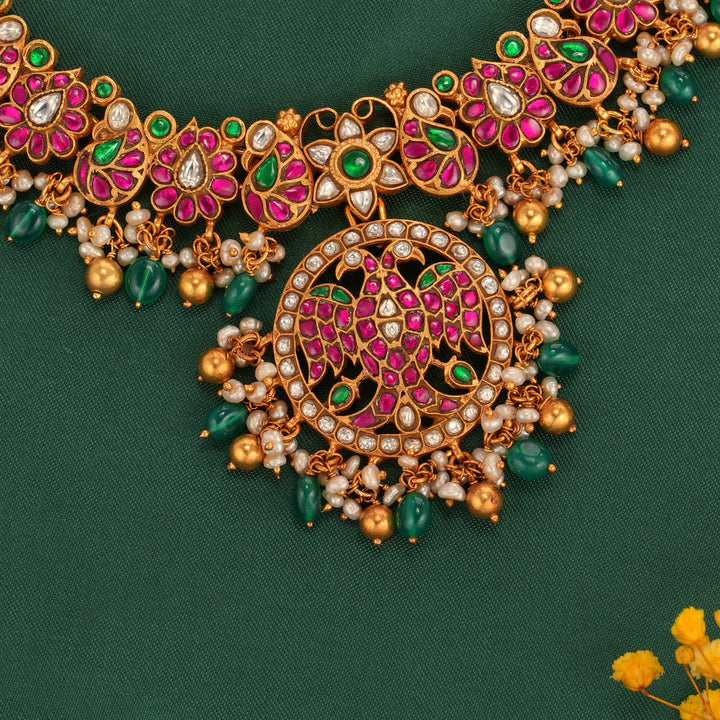 Haasini  Kundan Short Necklace