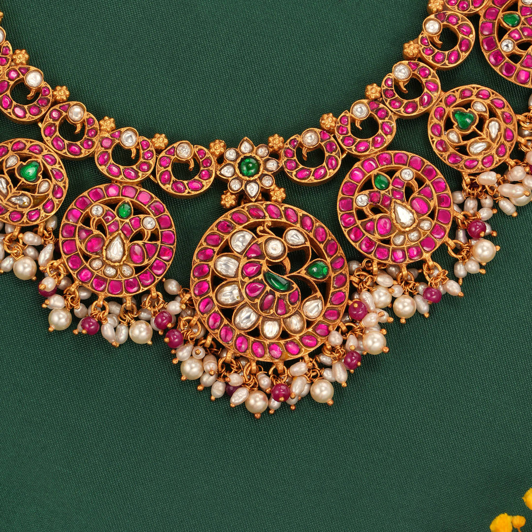 Lekshya Kundan Short Necklace