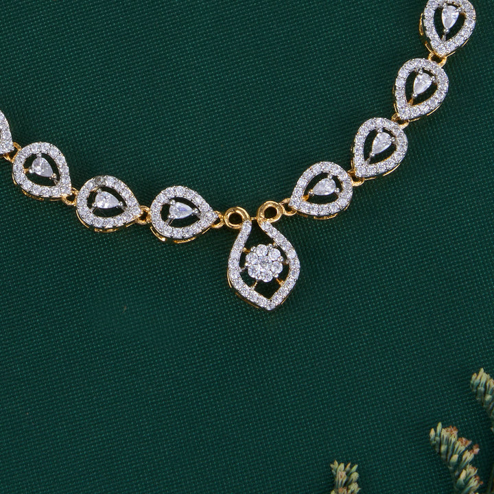 Achlys Short Necklace Set