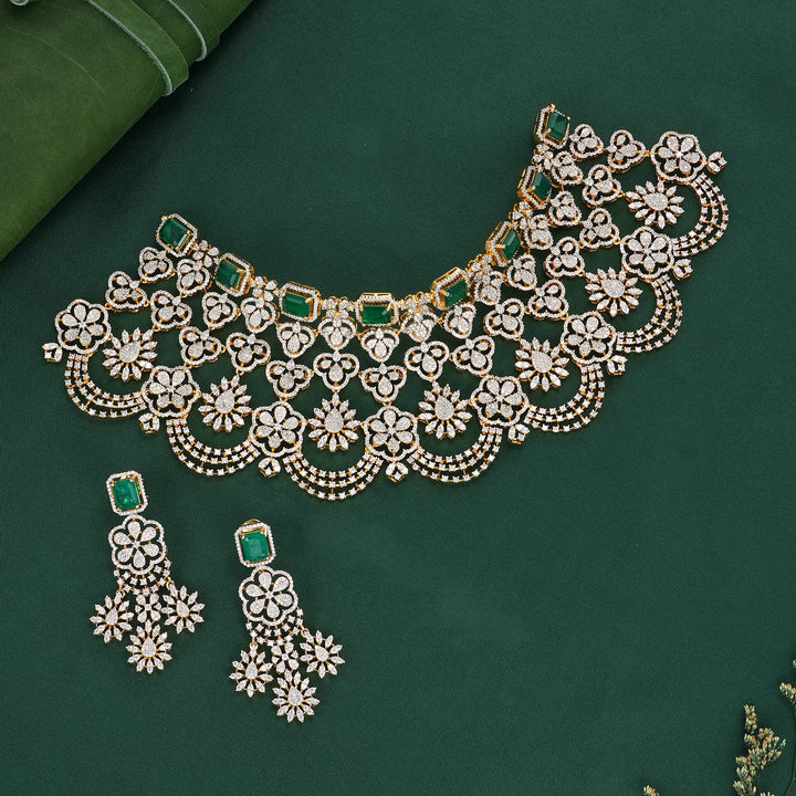 Freyja Short Necklace Set